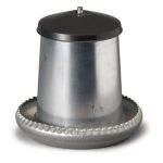 krmilnik za kokoši, krmilnik za perutnino, krmilnik galvaniziran 5 kg, kovinski krmilnik za kokoši, kovinski krmilnik za perutnino, pocinkan krmilnik za kokoši, galvaniziran krmilnik za perutnino, viseči krmilnik za kokoši, viseči krmilnik za perutnino, cevni krmilnik za perutnino, krmilnik s kovinskim ročajem, krmilnik za suho krmo, krmilnik za kokošnjak, krmilnik za piščance, hranilnik za kokoši, hranilnik za perutnino, hranilica za kokoši, hranilica za perad, metalna hranilica za kokoši, metalna hranilica za perad, pocinčana hranilica za perad, galvanizirana hranilica za perad, viseća hranilica za kokoši, viseća hranilica za perad, cjevasta hranilica za perad, hranilica za piliće, hranilica za kokošinjac, hranilica 5 kg, hranilica za suhu hranu za perad