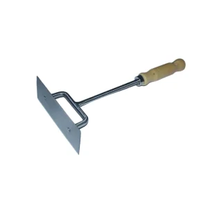 lopatica, pripomoček za uspešno in dobro čiščenje klet papagajev, perutnine,....