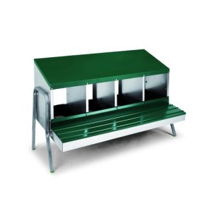 Gnezdilnica za kokoši s 4 predelki in košarami